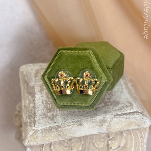 Jeweled‎ Crown Earrings - Picture 1 of 3